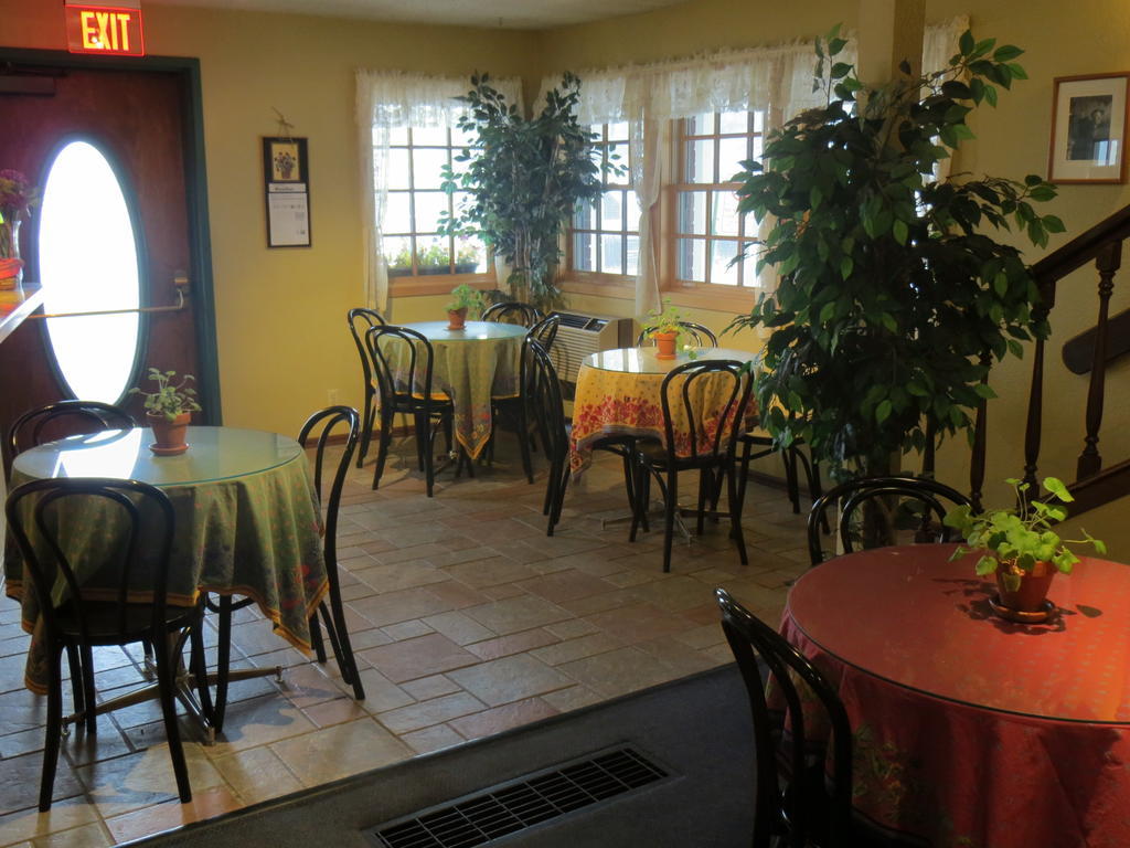 Old Town Inn 마운트크레스티드부트 외부 사진