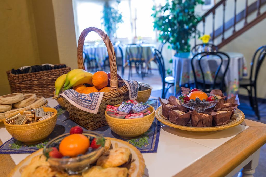 Old Town Inn 마운트크레스티드부트 외부 사진